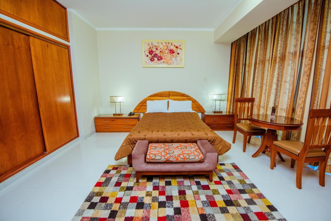 Grima Hotel Huánuco エクステリア 写真