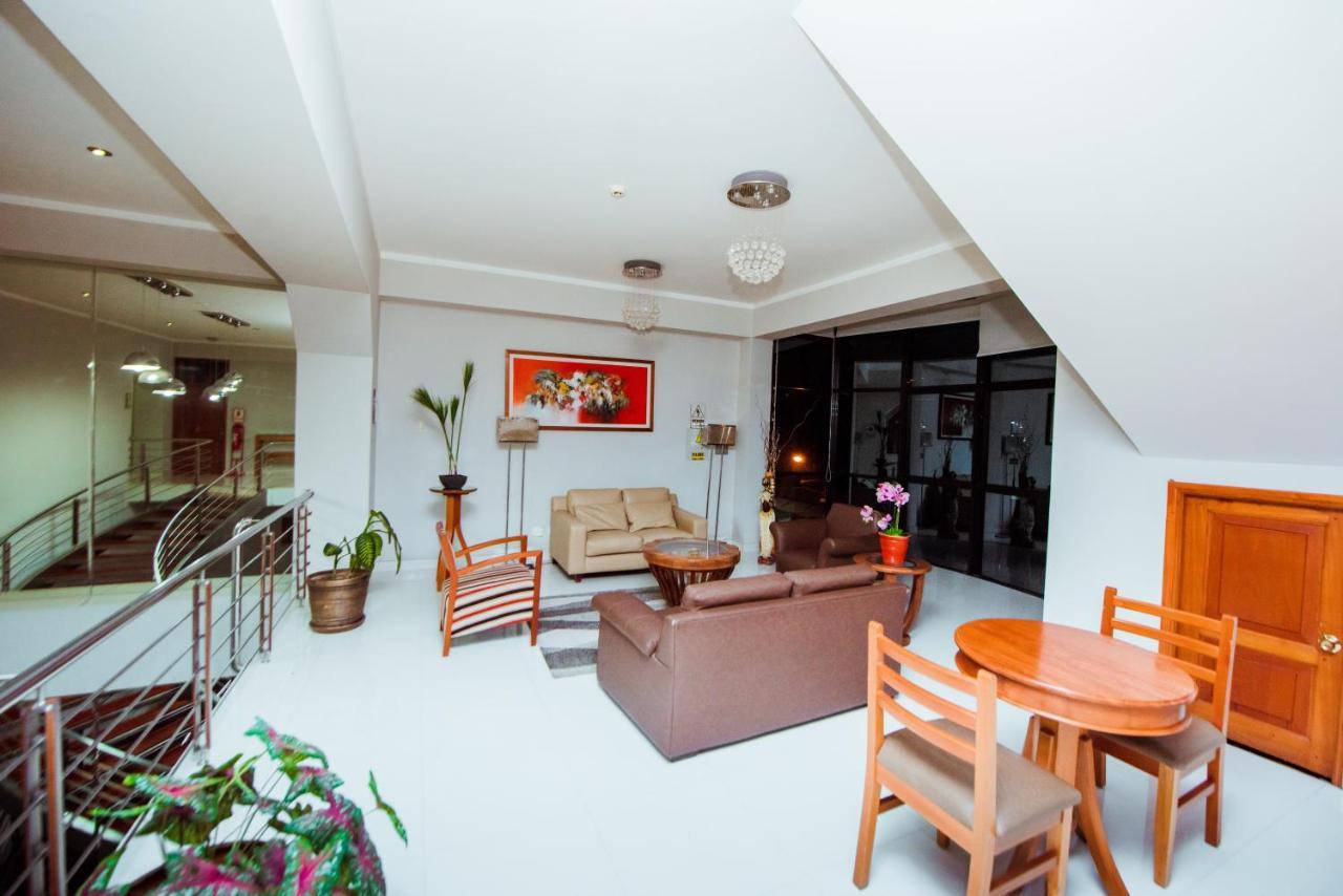 Grima Hotel Huánuco エクステリア 写真